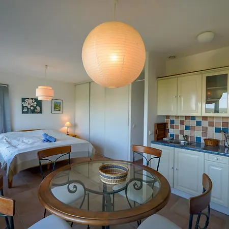 Maison 11 Personnes Avec Piscine 14 M Et Grand Terrain Vila La Boissière