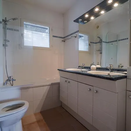 Maison 11 Personnes Avec Piscine 14 M Et Grand Terrain Vila *