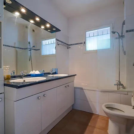 Maison 11 Personnes Avec Piscine 14 M Et Grand Terrain Villa *